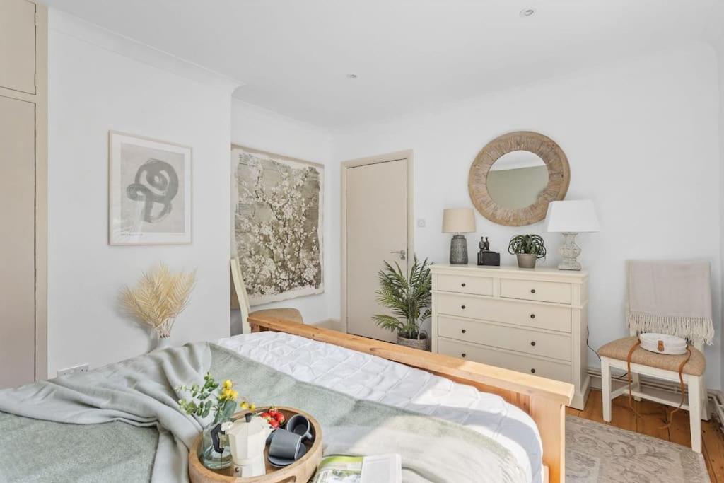 Bramblewood - Cosy Chic, Hot Tub, Close To Beach Stokeinteignhead Экстерьер фото
